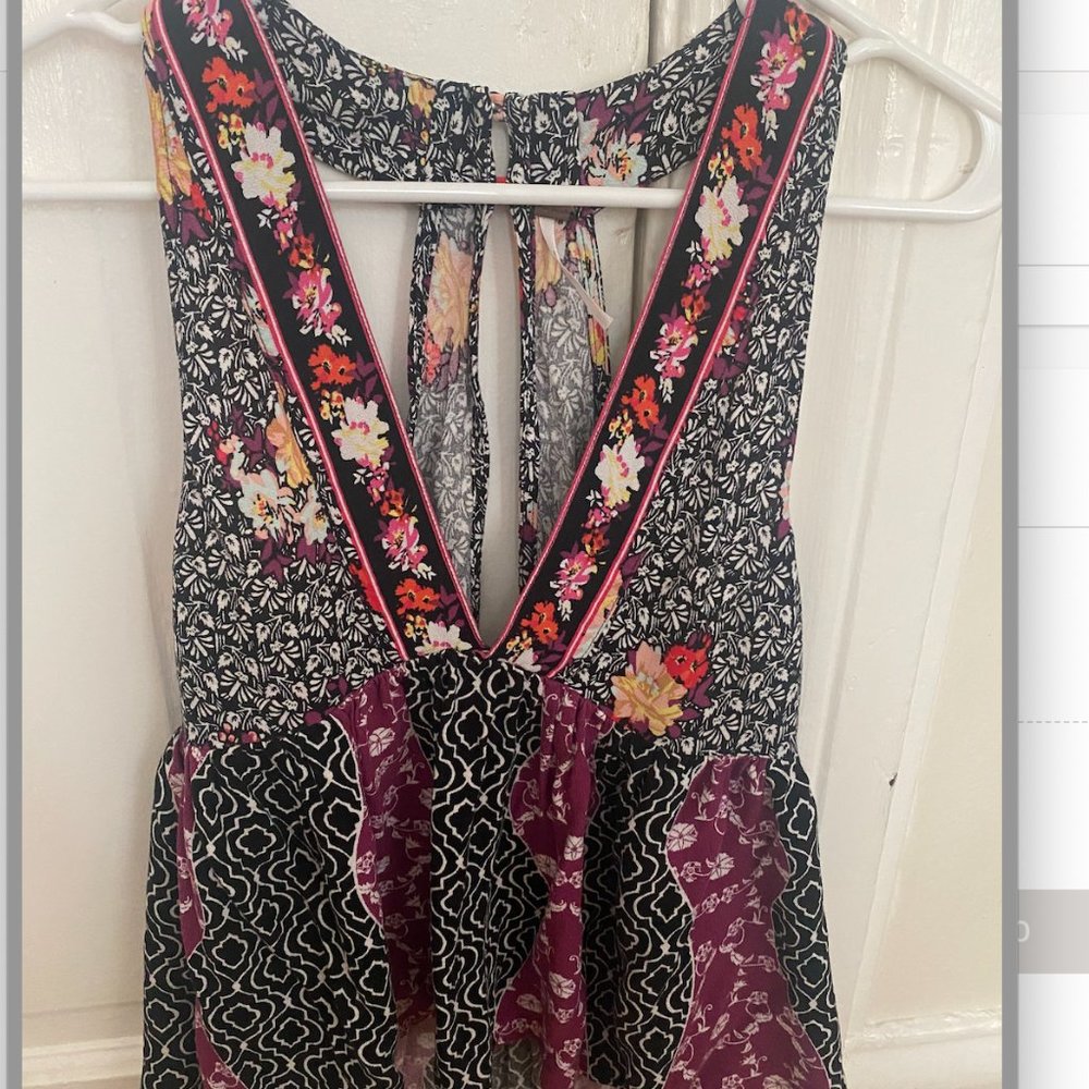 FREE PEOPLE Beautiful Floral Top
